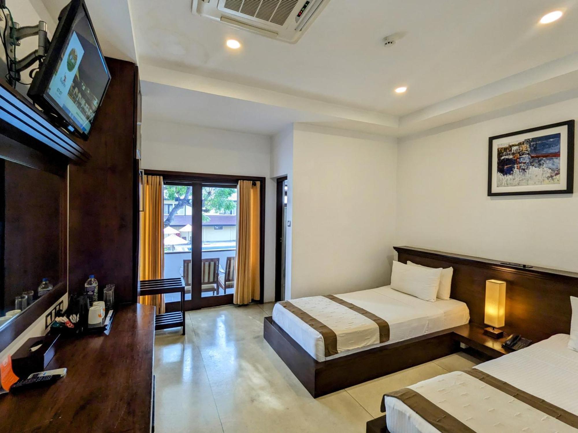 Rajarata Hotel Анурадхапура Екстер'єр фото